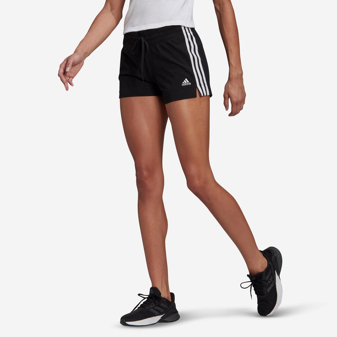 article en promo : Short de fitness soft training adidas femme noir