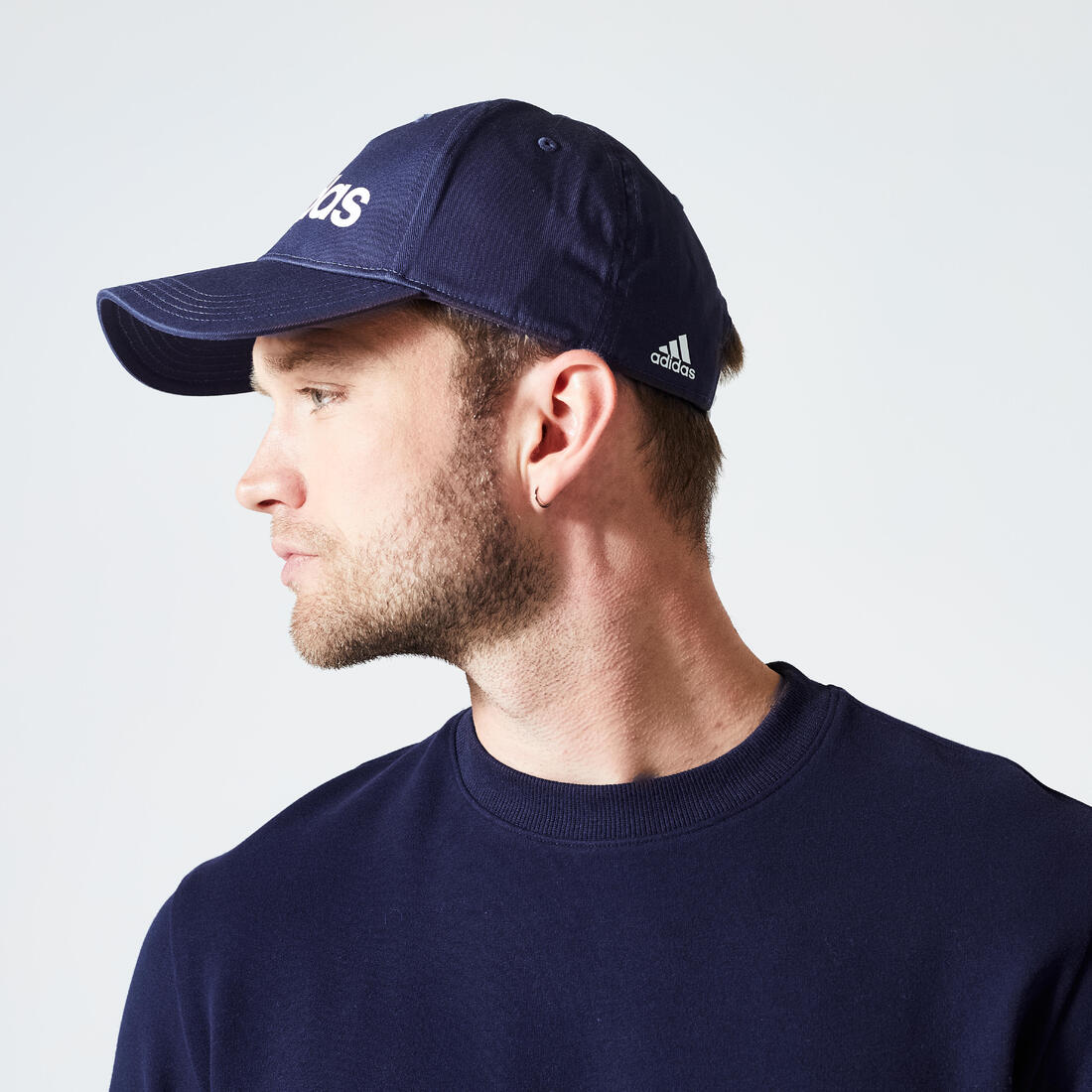 article en promo : Casquette adidas bleue marine