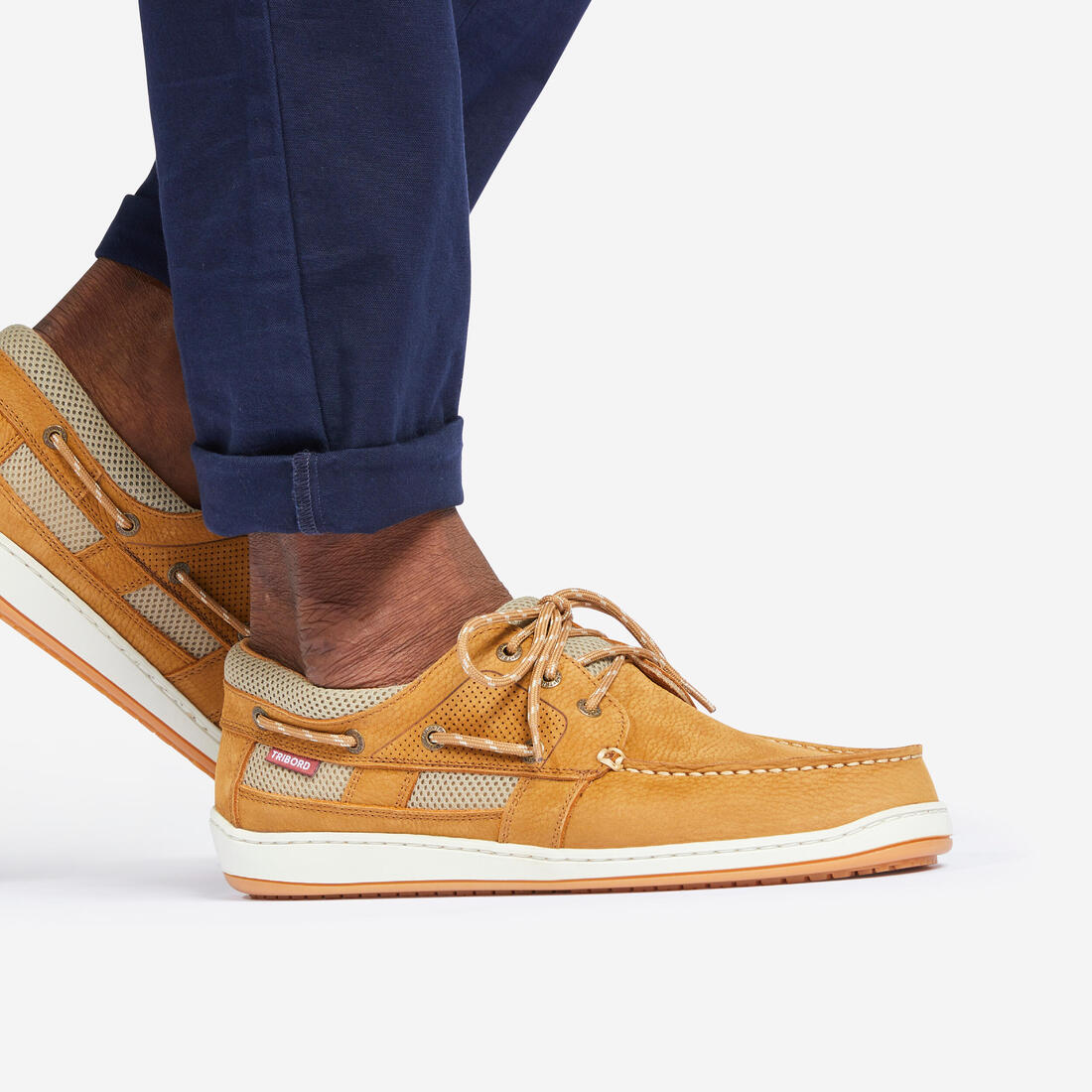 article en promo : Chaussures bateau cuir clipper  homme