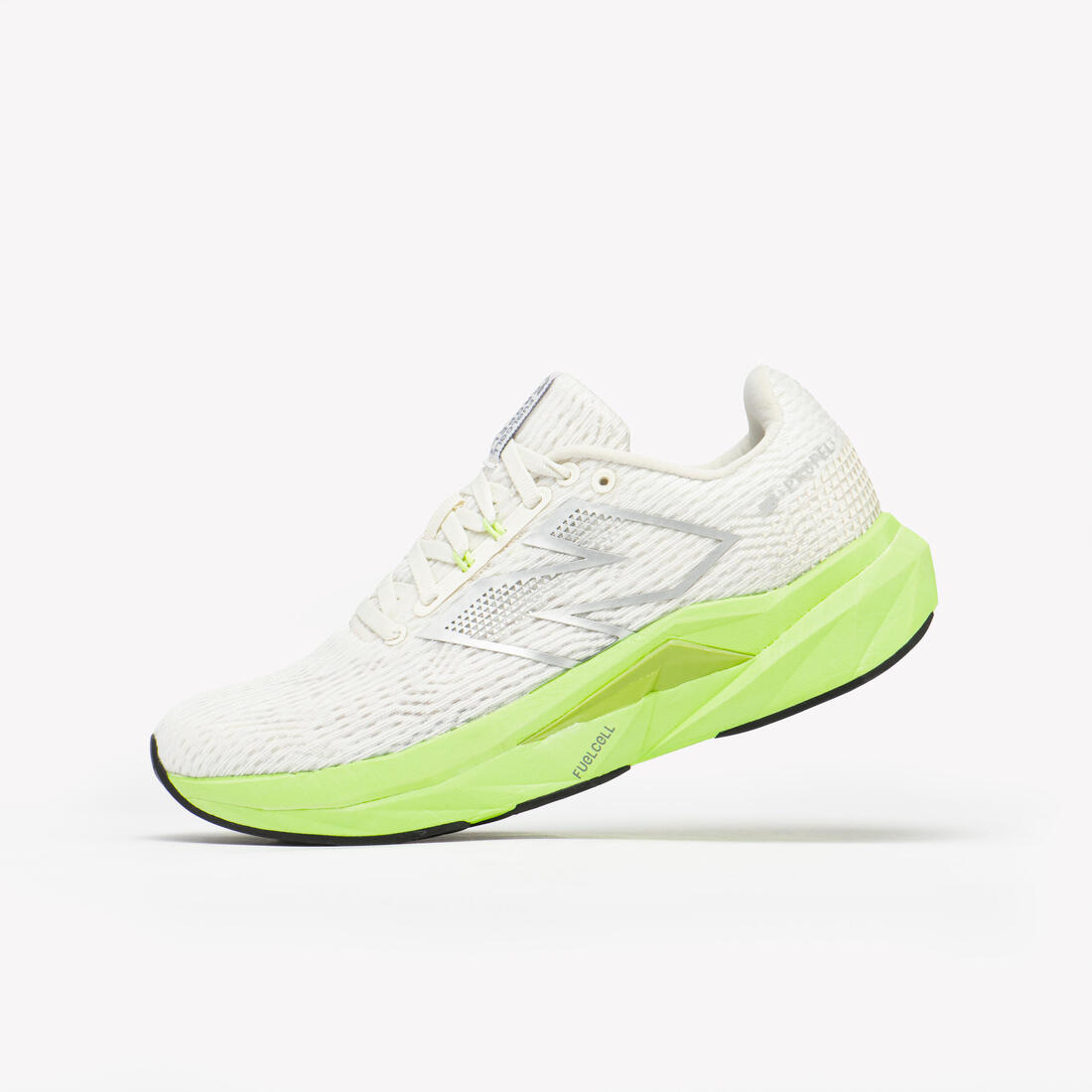 article en promo : Chaussures de running Femme, New Balance Fuelcell Propel V5 blanches