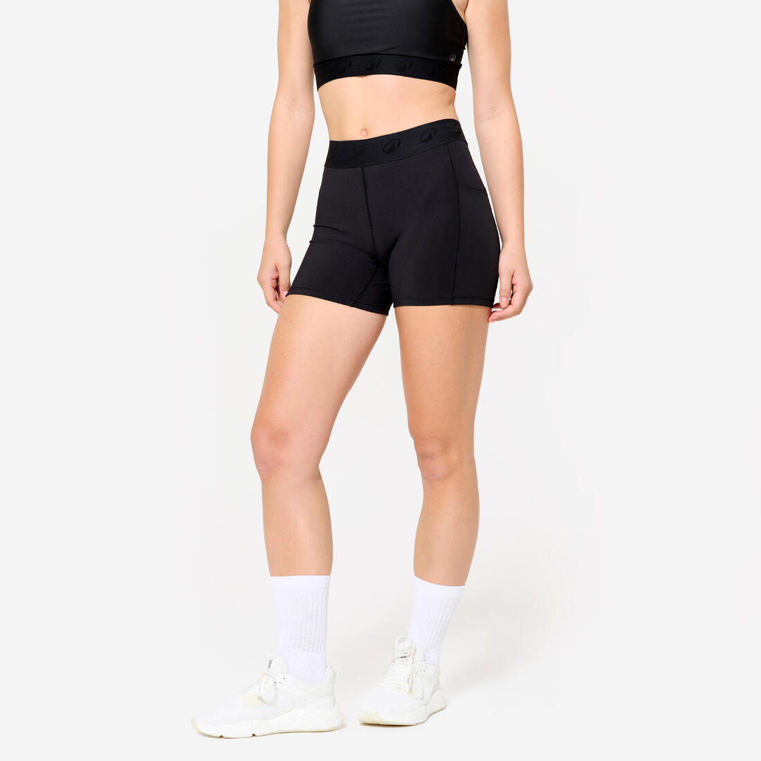 article en promo : Short de fitness training avec ceinture élastiquée